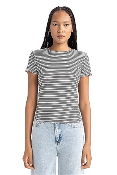 DeFacto Kadın Slim Fit Bisiklet Yaka Kısa Kollu Tişört