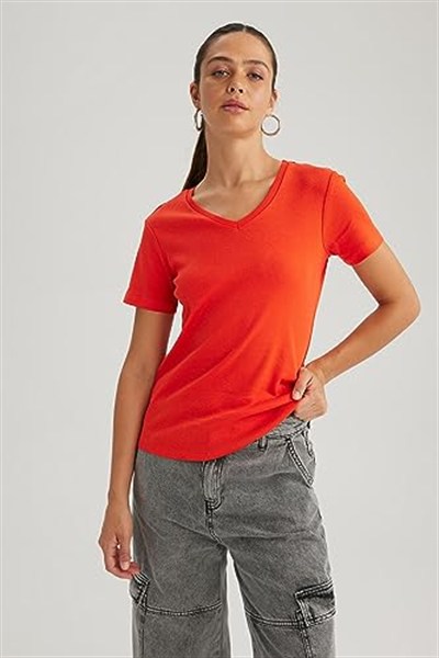 DeFacto Kadın Slim Fit Kısa Kollu Tişört