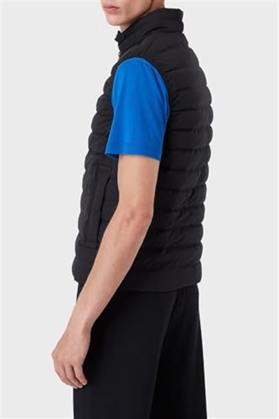 Emporio Armani Suya ve Soğuğa Karşı Dayanıklı Dik Yaka Slim Fit Şişme Yelek Erkek YELEK 8N1BQ1 1NLRZ 0920