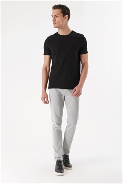 Erkek Siyah Basic Düz%100 Pamuk Bisiklet Yaka Slim Fit Dar Kesim Kısa Kollu Tişört
