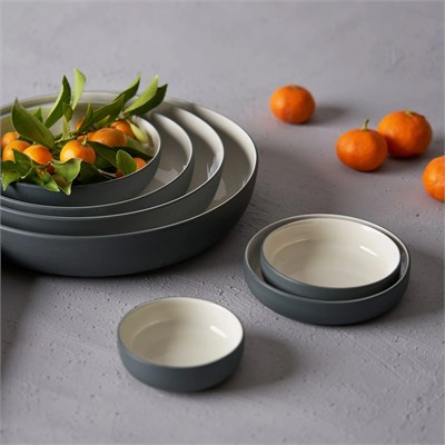 Esma Dereboy Capsule El Yapımı Porselen Orta Boy Yuvarlak Meze Kasesi 9,5 cm Siyah/Fildişi