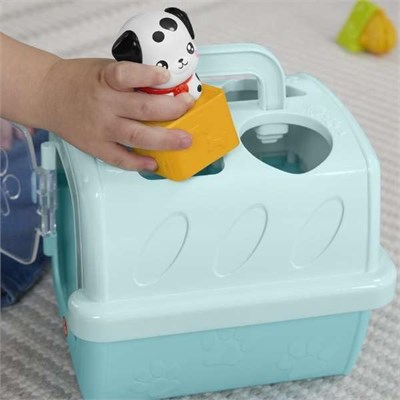 Fisher-Price Hayvan Dostlarımın Çantası Fisher-Price Şirin Dostlar Hayvan Dostlarımın Çantası, bebekler ve yürüme çağındaki çocuklar için şekil eşleştirme oyuncağı, 8 blok HTW93