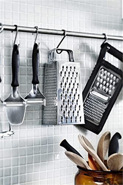 Fiskars Yumuşak peynir rendesi, toplam uzunluk: 17,7 cm, Essential, paslanmaz çelik/PP plastik, siyah, 1065588