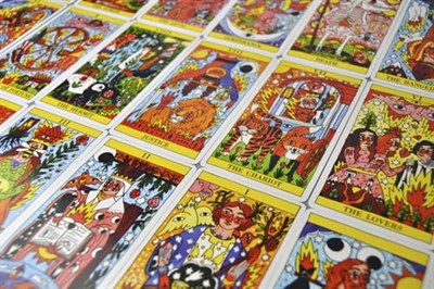 Fournier Tarot del Fuego by Ricardo Cavolo