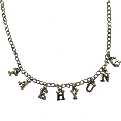 Gri Bts Taehyung Army Yazılı Harf 45 cm Zincirli Hediyelik Kolye