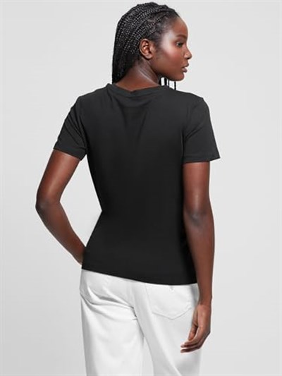 Guess Kadın Kısa Kollu T-shirt 5003054479