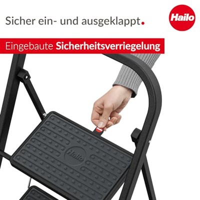 Hailo K44 StandardLine katlanır basamak – 2 kademeli çelik merdiven, büyük basamaklar ve kaymaz paspaslar – Çalışma yüksekliği 2,46 mye kadar – Ağırlık: 4,8 kg – Siyah