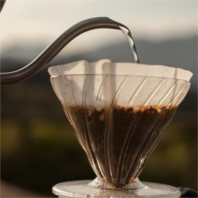 Hario V60 02 Dripper Filtresi Kutulu (100 adet) - Seçenekler: 100 karat, ambalajlı, Kutuda 100 adet...