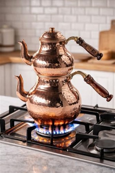 Home Gaziantep El Kabartmalı Bakır Çaydanlık Takımı, 2,6 Lt Toplam Hacim, Alt 14,5cm Üst 10,5cm, Ahşap Kulplu, Ağır Bakır