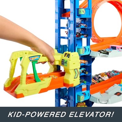 Hot Wheels 2 adet metal araba ile birlikte gelen, 50den fazla 1:64 ölçekli araba için saklama alanına sahip, 4 katlı oyun pisti içeren Hot Wheels Şehri Yeni Ultimate Garaj ile ejderhayı yen, HKX48