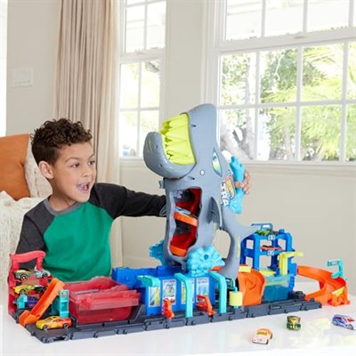 Hot Wheels Muhteşem Köpek Balığı Araç Yıkama oyun seti 1:64 ölçekte renk değiştiren oyuncak araba içeren Hot Wheels Şehri Muhteşem Köpek Balığı Araba Yıkama HTN82