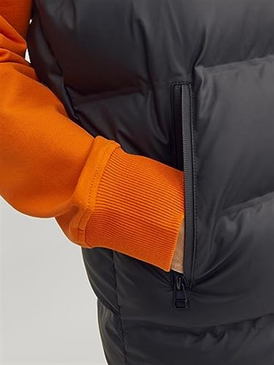 JACK & JONES JCOELEMENTS PU BODYWARMER Outerwear Erkek