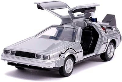 Jada, 253252003, Geleceğe Dönüş 2 Zaman Makinası Oyuncak Araba , Ayrıntılı İç Mekan, 1:32 ölçek, Açılabilir Kapılar, Lisanslı, Back To The Future 2 Time Machine Car