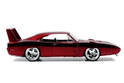 Jada Doms Dodge Charger Daytona (Fast & Furious 7) 1:24 Diecast Model