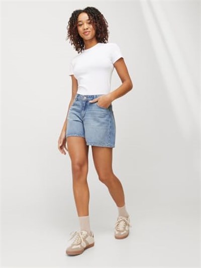 JJXX JJXX JXLAURA SHORT MW DENIM SHORTS DNM SN Şort Kadın