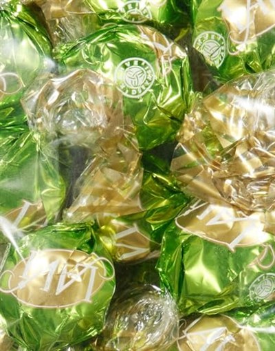 Kahve Dünyası Lavi Fıstıklı, Sütlü Dolgulu Çikolata 300g