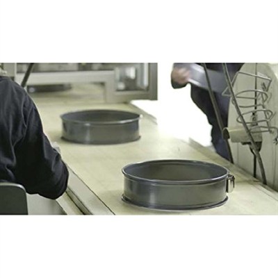 Kaiser Bake & Take Kelepçeli Kapaklı Yuvarlak Kek Kalıbı 26 cm