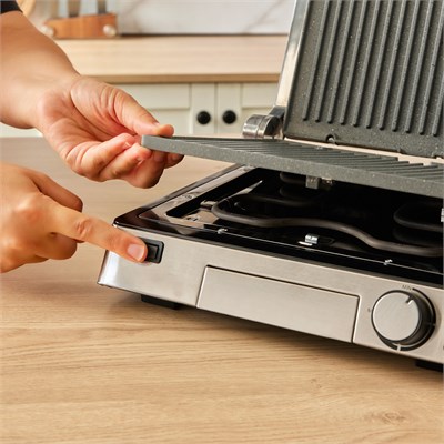 Karaca Biogranit 6 Dilim Kapasiteli Paslanmaz Çelik Izgara ve Tost Makinesi Inox 2000W