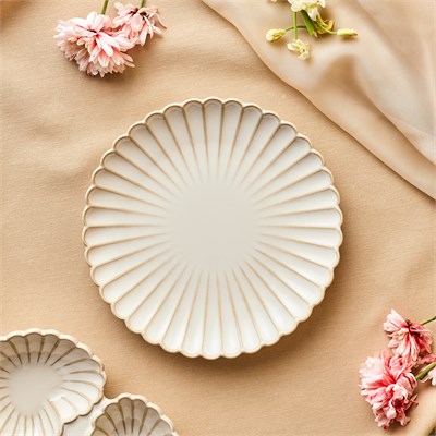 Karaca Daisy Pasta Tabağı 20,5 cm