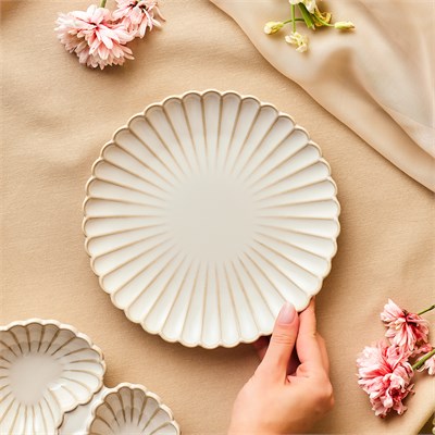 Karaca Daisy Pasta Tabağı 20,5 cm