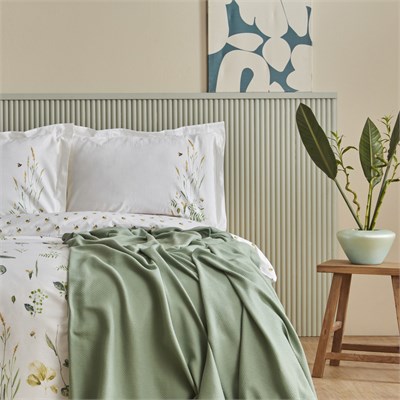 Karaca Home Herbal %100 Pamuk Çift Kişilik Nevresim Pike Hediyeli Takım Beyaz
