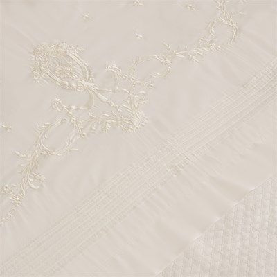 Karaca Home Leonie %100 Pamuk Nakışlı Çift Kişilik Pike Takımı Beyaz
