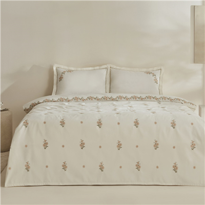 Karaca Home Vanes Nakışlı Nevresim Pike Takımı