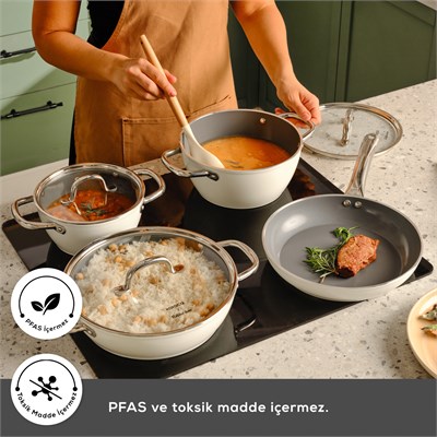 Karaca x Refika Swiss Crystal Creamy Metal Tava Sahan Set Cream