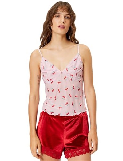 Kiraz Baskılı Askılı Pijama Üstü Kalp Yaka Rahat Kalıp