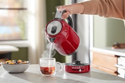 KitchenAid 5KEK1701 1,7 L Isı Ayarlı Su Isıtıcısı Empire Red