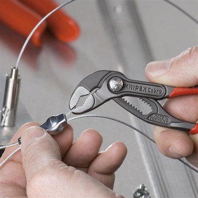 Knipex 87 01 125 SBA Cobra pense