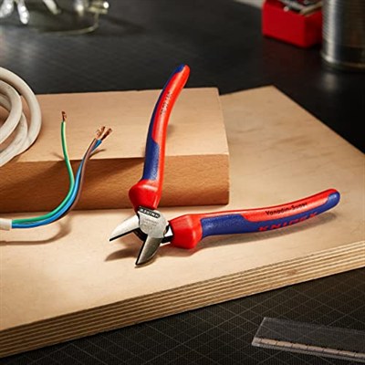 Knipex diyagonal kesiciler siyah atramentize edilmiş, çok bileşenli saplarla 160 mm 70 02 160