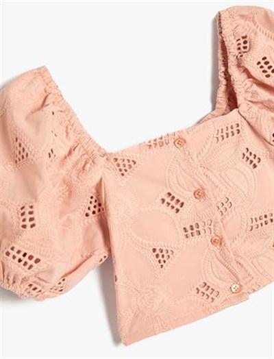 Koton Crop Bluz Düğme Kapamalı Fisto Detaylı Balon Kollu