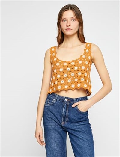 Koton Crop Büstiyer Kroşe Kare Yaka M