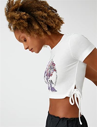 Koton Crop Tişört Uzak Doğu Baskılı Kısa Kollu Bağlama Detaylı T-Shirt Kadın