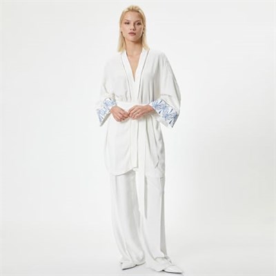 Koton Uzun Oversize Kimono Keten Karışımlı Kemer Detaylı Floral Desen Detaylı