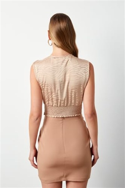 Kruvaze Desenli Saten Bluz - Camel