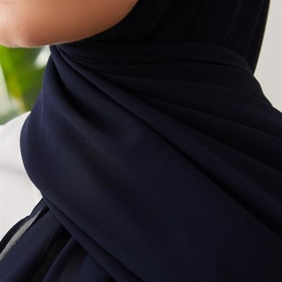 Küçük Luxury Şifon Şal | Gençler ve Küçük Yüzler İçin Özel Boyut Hafif ve Zarif Tasarım