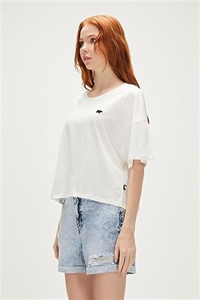 Lara Oversize T-Shirt Off-White Beyaz Basic Kadın Tişört