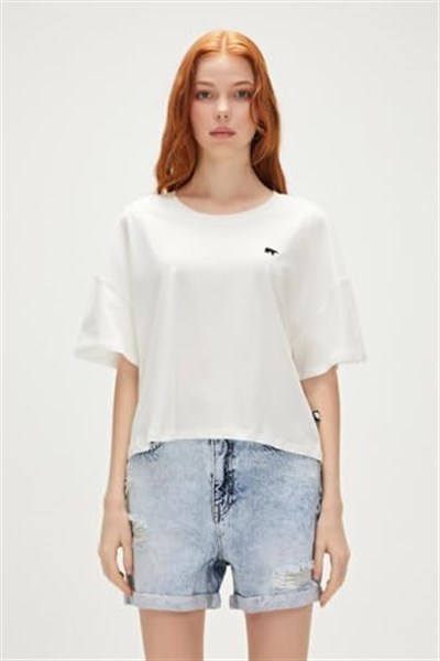 Lara Oversize T-Shirt Off-White Beyaz Basic Kadın Tişört