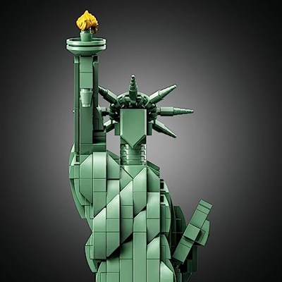 LEGO Architecture Özgürlük Heykeli 21042 - Seyahat, Tarih ve Mimari Seven Yetişkinler için Sergilenebilir Yapım Seti (1685 Parça)