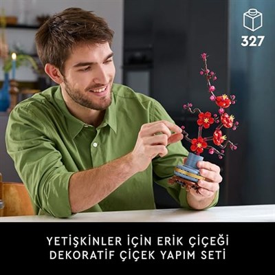 LEGO Botanicals Erik Çiçeği 10369 – Yetişkinler için Altın Şeritli ve Ahşap Görünümlü Pastel Mavi Saksı İçeren Dekoratif Yapay Çiçek Modeli Yapım Seti, Sevgililer Günü Hediyesi Fikri (327 Parça)