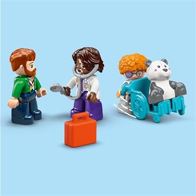 LEGO DUPLO Town İlk Doktor Ziyareti 10449-2 Yaş ve Üzeri Küçük Çocuklar İçin Eğitici ve Yaratıcı Oyuncak Yapım Seti (65 Parça)