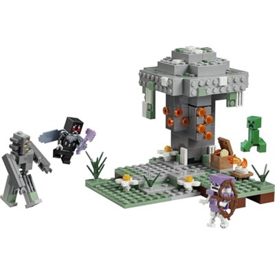 LEGO Minecraft Solgun Bahçe 21586 | 7 Yaş ve Üzeri Çocuklar için Kahraman Kanatlı Mothman İçeren Oyuncak Yapım Seti, Oyunculara Özel Hediye Fikri (243 Parça)