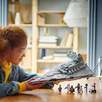 LEGO Star Wars™ İmparatorluk Yıldız Destroyeri 75394 – 10 Yaş ve Üzeri Çocuklar için Yıldız Gemisi Modeli İçeren Oyuncak Yapım Seti (1555 Parça)