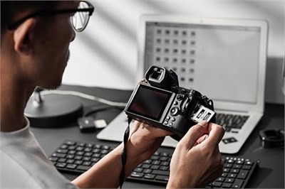 Lexar 128GB Profesyonel CFexpress Tip B Gümüş Serisi Hafıza Kartı, Fotoğrafçılar, Videografçılar, 1750/1300 MB/snye kadar, 8K Video (LCXEXSL128G-RNENG)