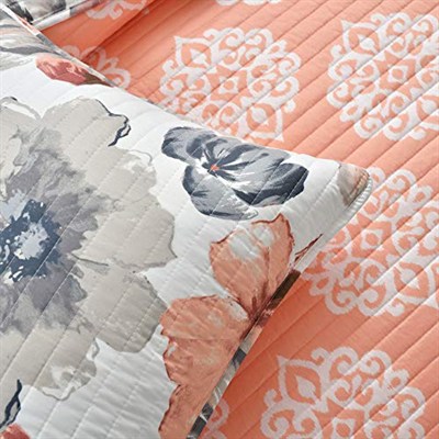 Lush Decor Leah Çift Taraflı Çiçekli Yorgan Seti, 3 Parça Set, Kral, Mercan ve Gri - Büyüleyici Çiçekli Yatak Seti - Büyük Çiçek Açan Sulu Boya Çiçekler