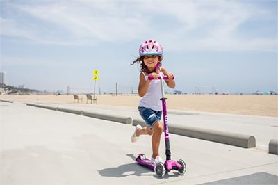 Micro Maxi Deluxe Foldable Led 3 Tekerlekli Katlanabilir Scooter Fuşya, 5-12 Yaş, Ayarlanabilir Gidon, Işıklı Tekerlekler, 50 Kg Taşıma Kapasitesi