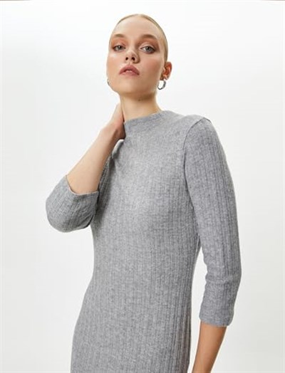 Midi Triko Elbise Yarım Kollu Bisiklet Yaka Slim Fit