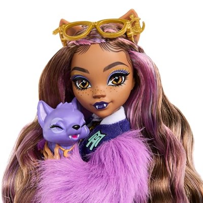 Monster High Evcil köpeği ​Crescent ile sırt çantası, ajanda ve atıştırmalıklar gibi aksesuarlarıyla Clawdeen Wolf bebek, HRP65